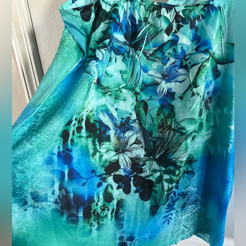 NWT Tank B.L.E.U with sparkle accent on front. XL - Picture 7 of 7